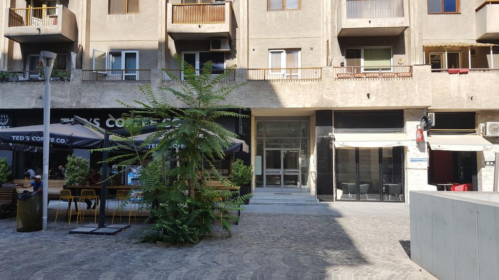 Sunny Old Town Apartments Bucharest Exterior photo